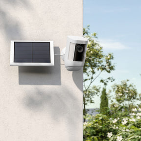 Solar Panel USB-C (Stick Up Cam, Outdoor Camera Plus, Stick Up Cam Pro, Spotlight Cam Plus, Spotlight Cam Pro, Alarm Outdoor Siren)