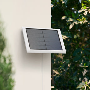 Solar Panel USB-C (Stick Up Cam, Outdoor Camera Plus, Stick Up Cam Pro, Spotlight Cam Plus, Spotlight Cam Pro, Alarm Outdoor Siren)