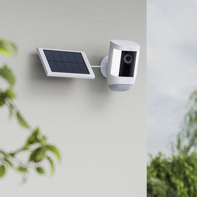 Small Solar Panel USB-C (Stick Up Cam, Stick Up Cam Pro, Spotlight Cam Plus, Spotlight Cam Pro, Outdoor Camera Plus)