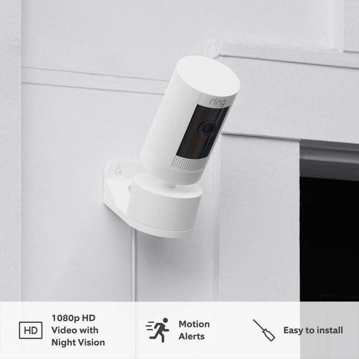 Stick Up Cam Plug-In with Pan-Tilt Mount